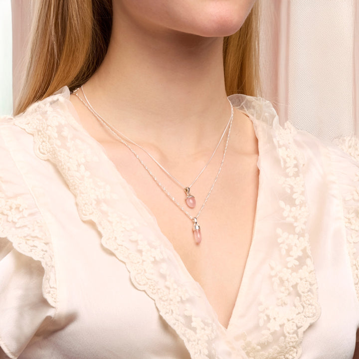 Blush Aura Look